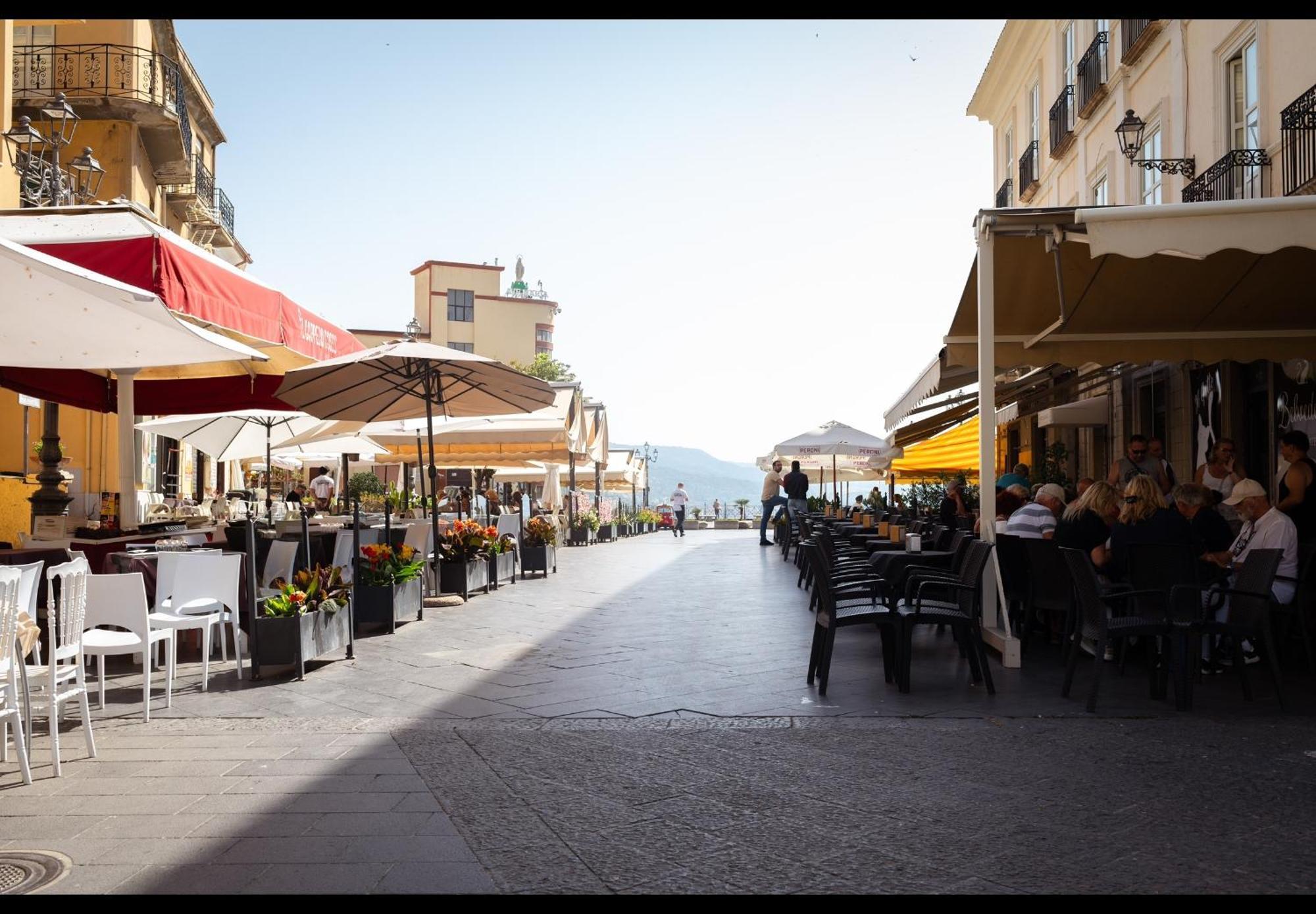 Gli Scacchi Apartments-King-Centro Storico Pizzo Buitenkant foto